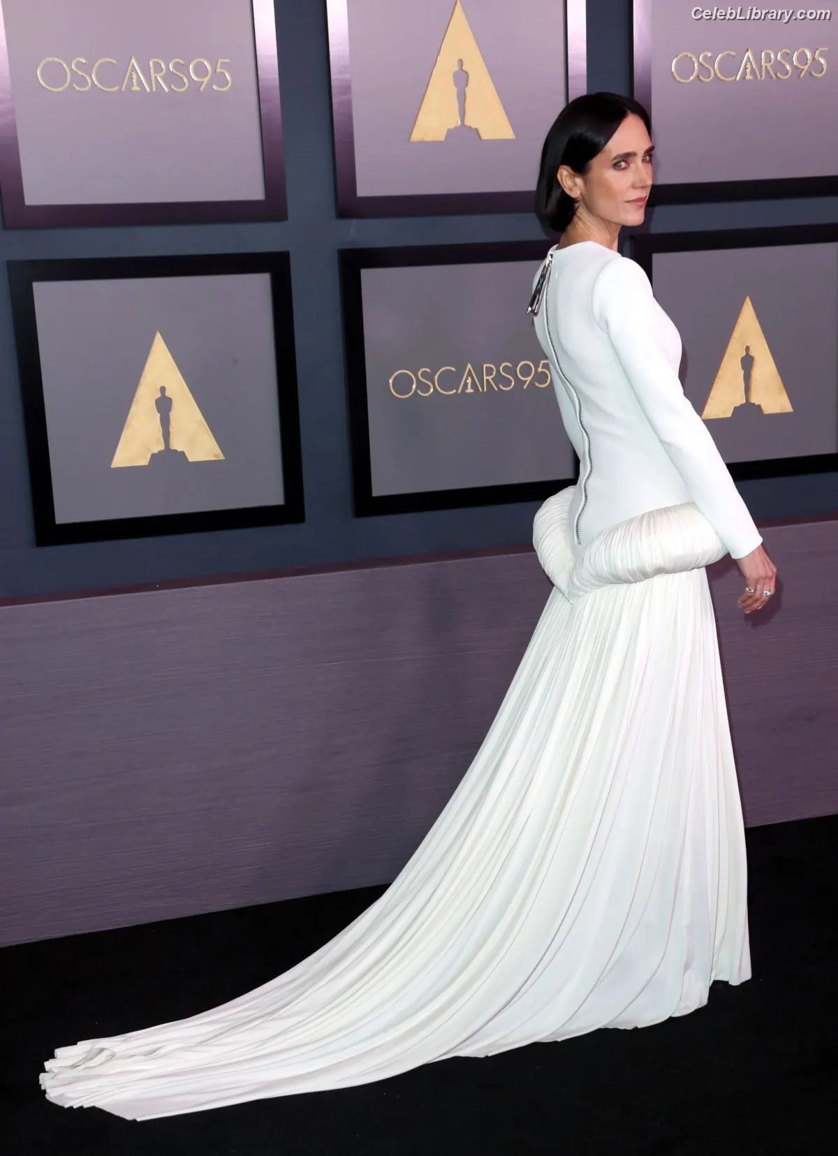 Jennifer Connelly photo 12 of 441