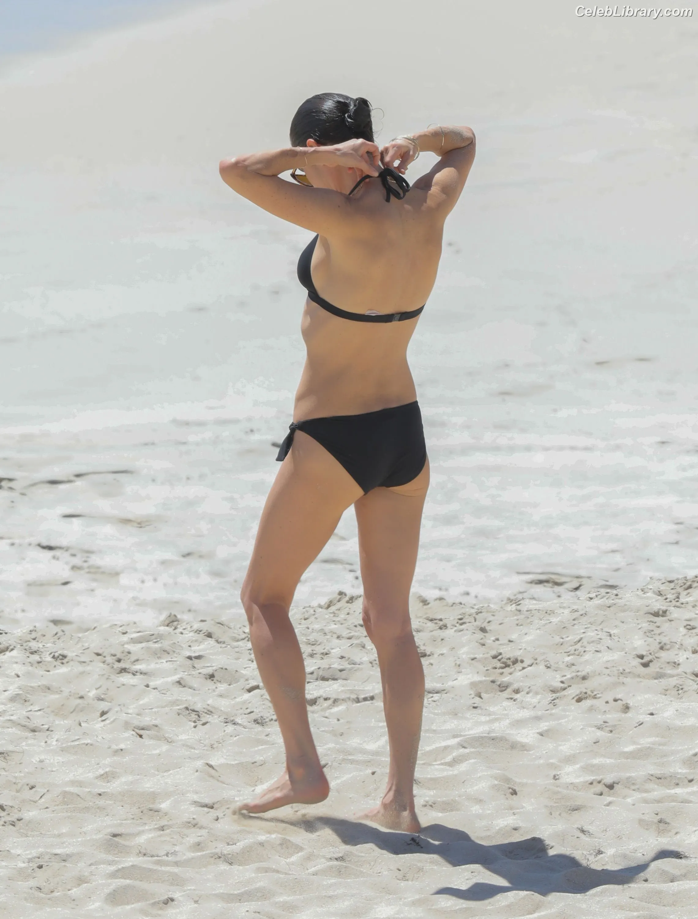 Jennifer Connelly photo 15 of 441