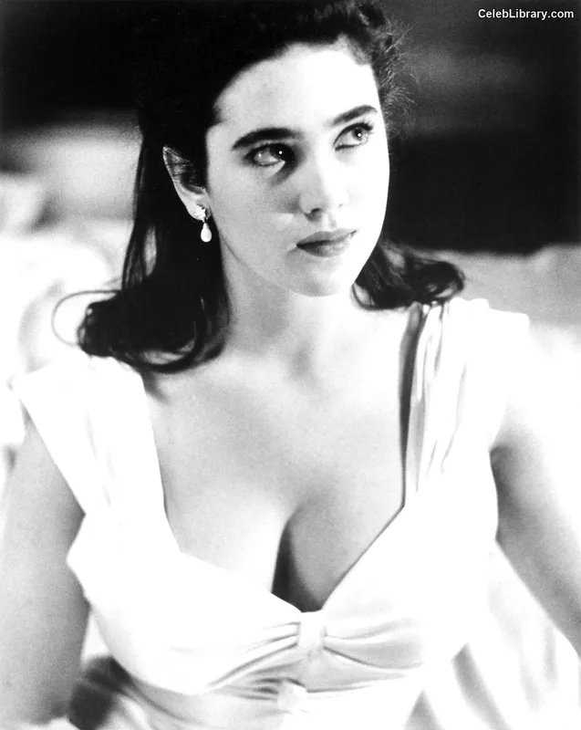 Jennifer Connelly photo 19 of 438
