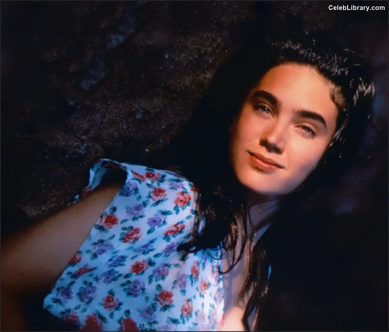 Jennifer Connelly photo 2 of 438