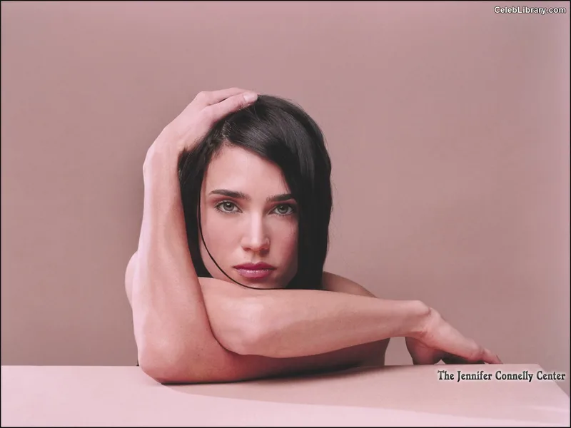 Jennifer Connelly photo 7 of 438