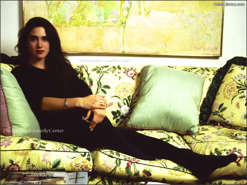 Jennifer Connelly photo 17 of 438