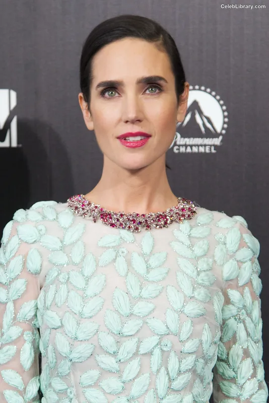 Jennifer Connelly photo 24 of 438
