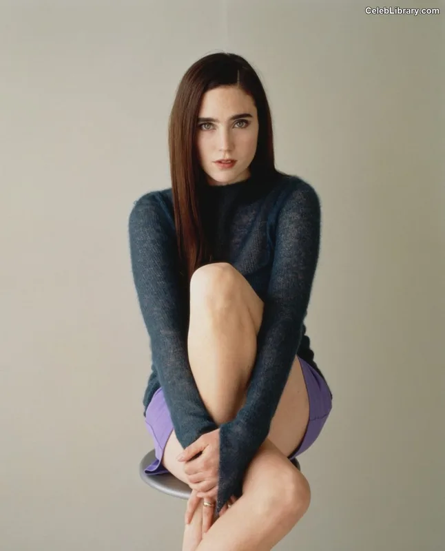 Jennifer Connelly photo 2 of 438