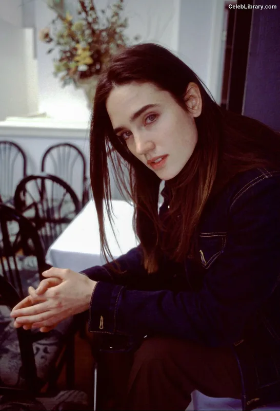Jennifer Connelly photo 18 of 438