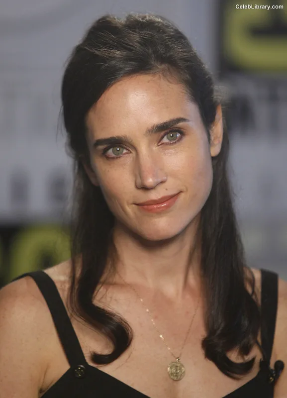 Jennifer Connelly photo 14 of 438