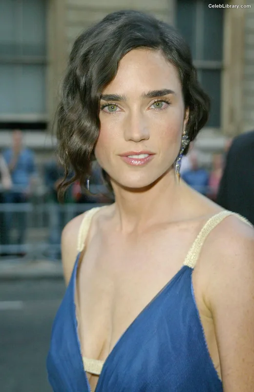 Jennifer Connelly photo 21 of 438