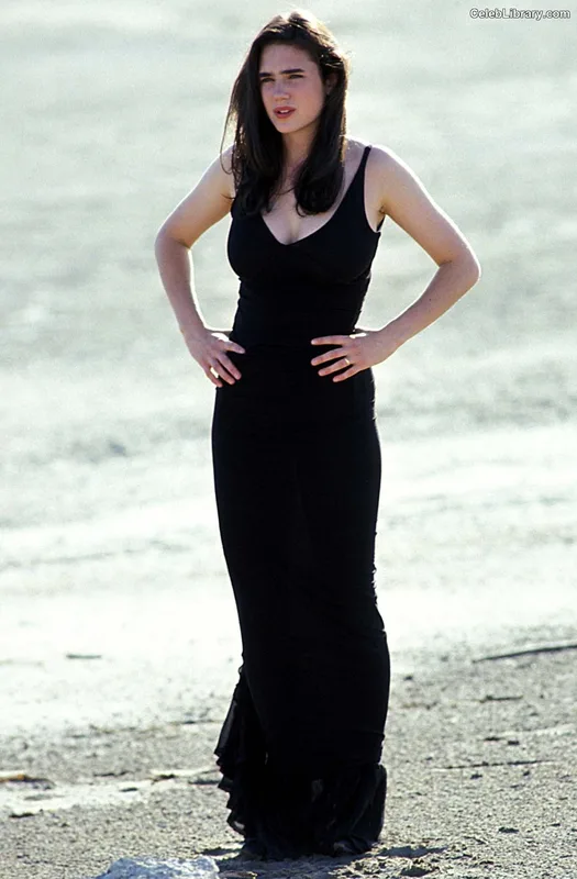 Jennifer Connelly photo 1 of 438