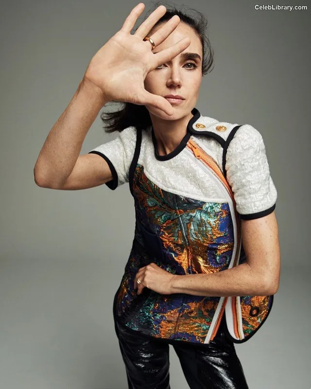 Jennifer Connelly photo 15 of 438