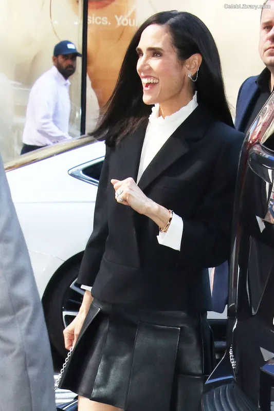 Jennifer Connelly photo 24 of 438