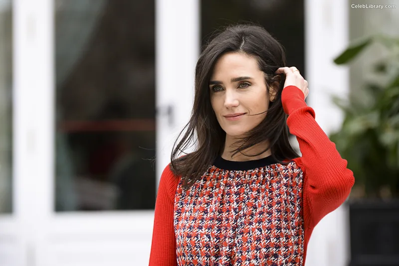 Jennifer Connelly photo 14 of 438