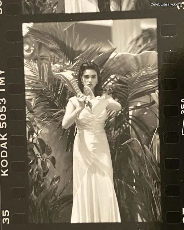 Jennifer Connelly photo 23 of 438
