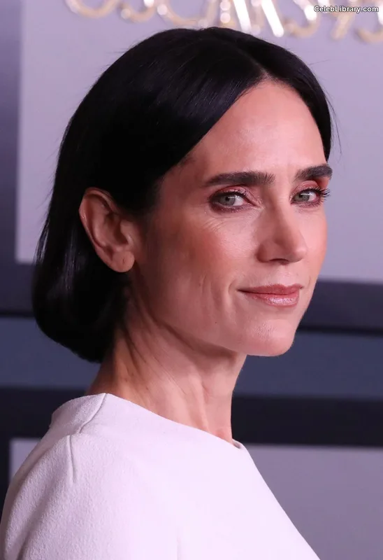 Jennifer Connelly photo 12 of 438