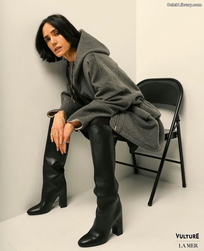 Jennifer Connelly photo 23 of 438