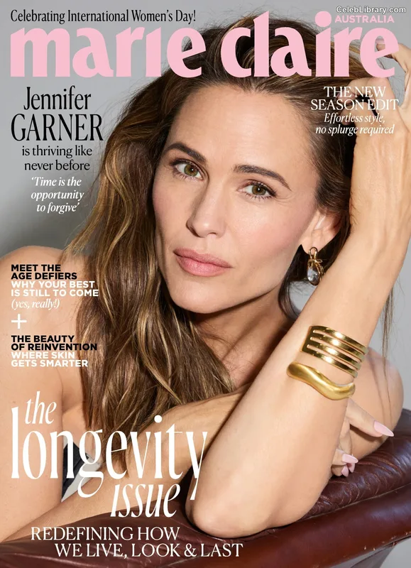 Jennifer Garner photo 3 of 100