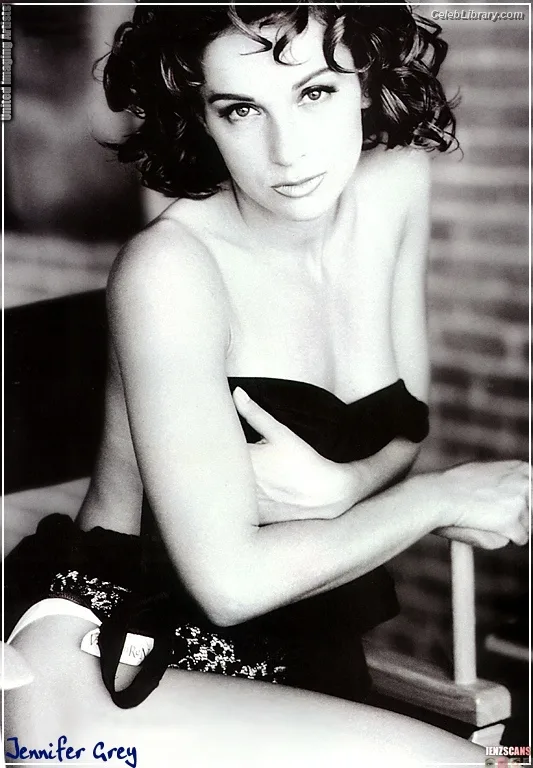 Jennifer Grey photo 2 of 4