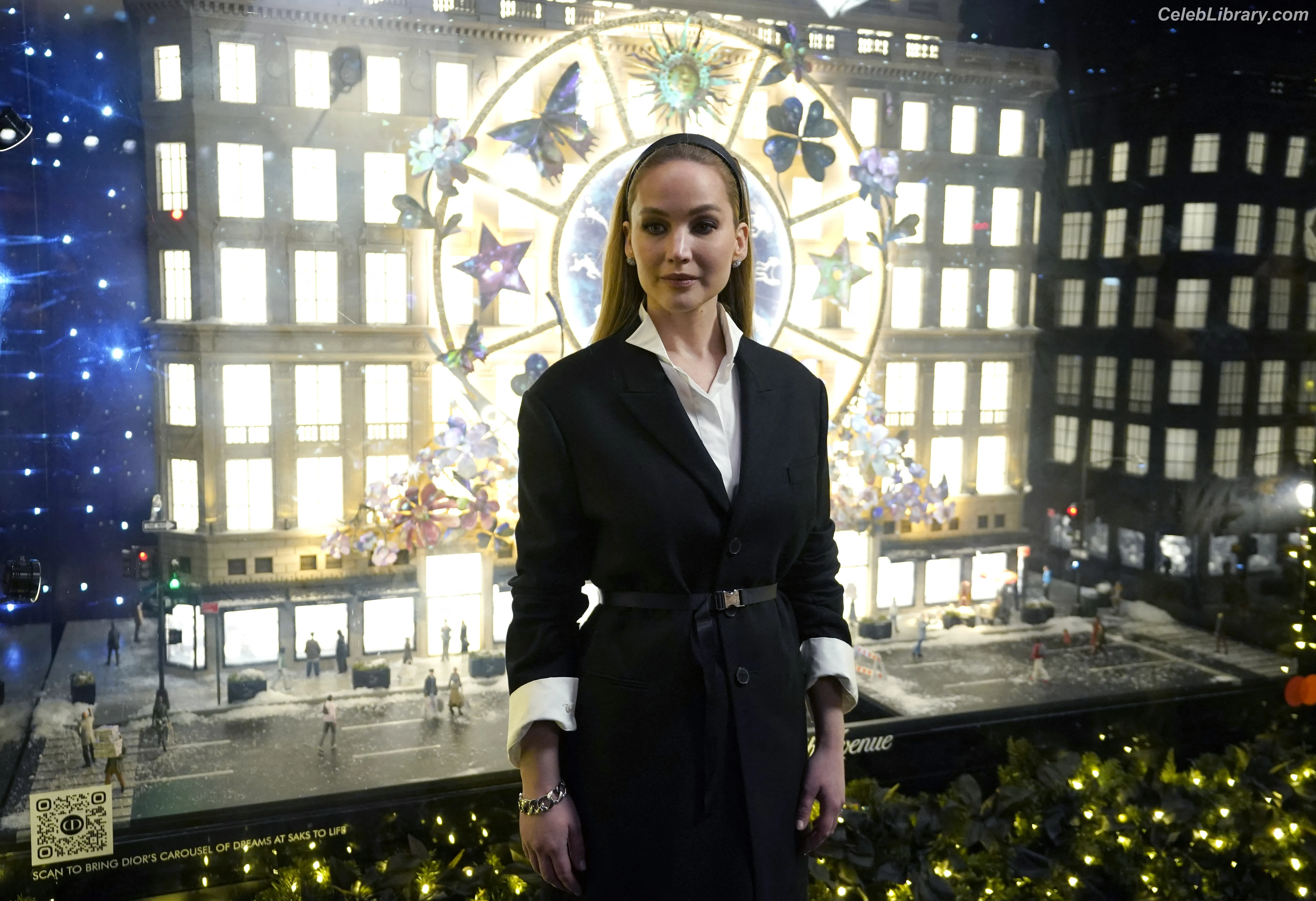 Jennifer Lawrence photo 1 of 1551