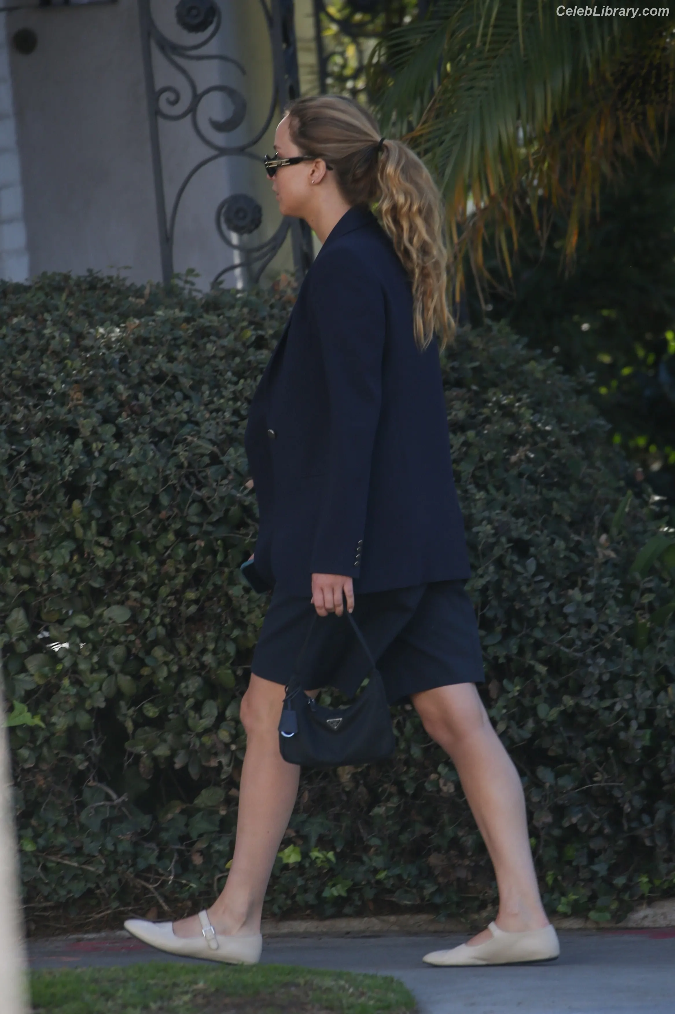 Jennifer Lawrence photo 22 of 1551