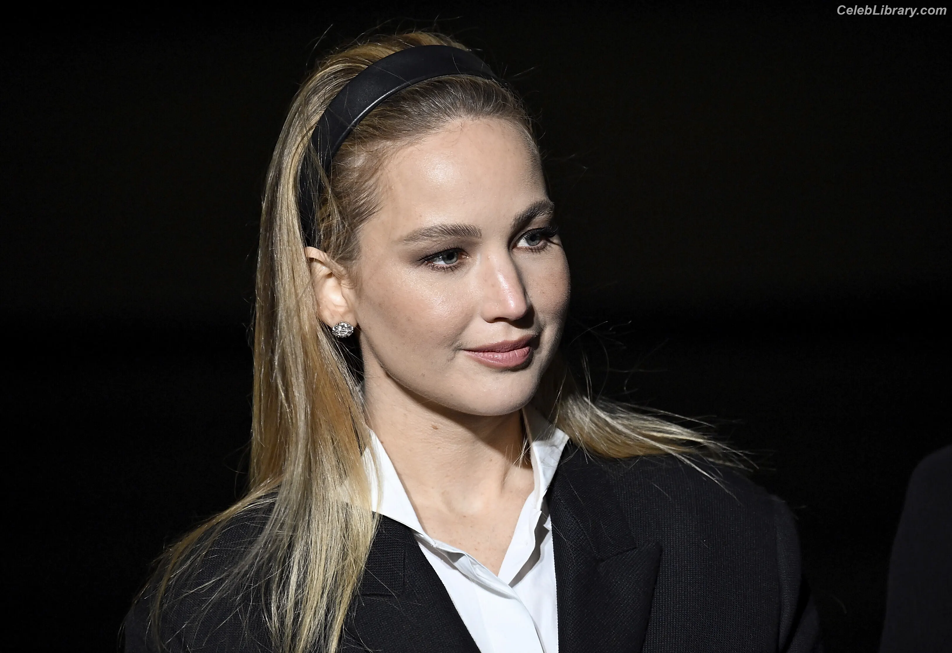 Jennifer Lawrence photo 21 of 1551