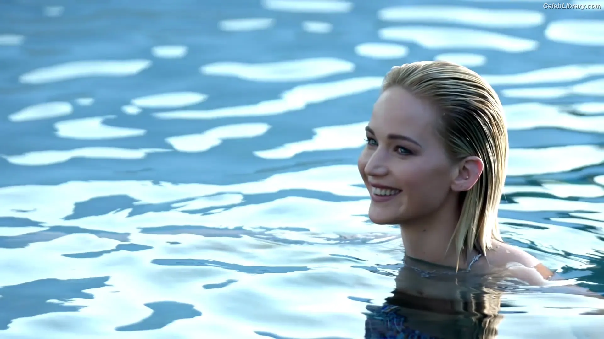 Jennifer Lawrence photo 16 of 1551