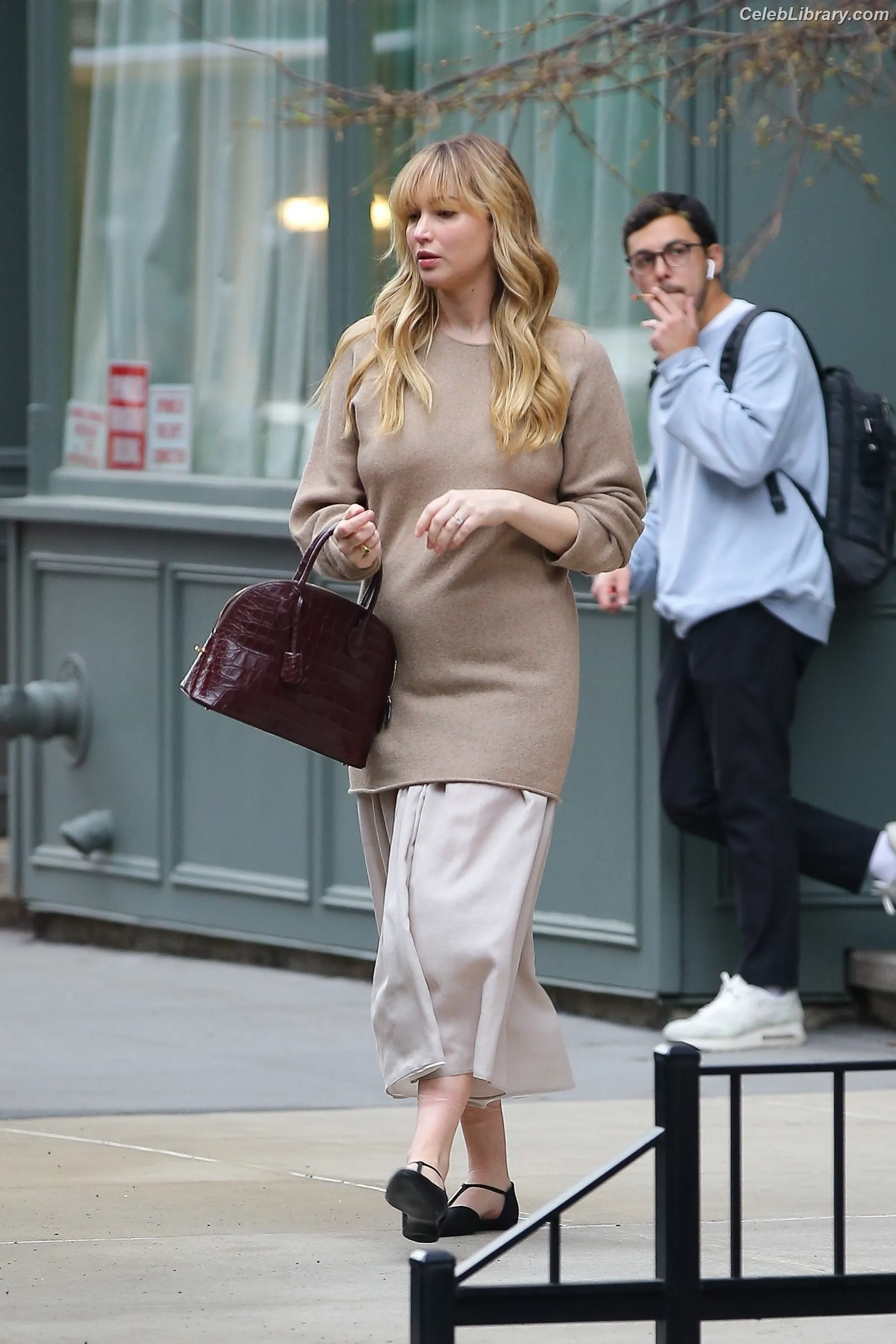 Jennifer Lawrence photo 16 of 1551