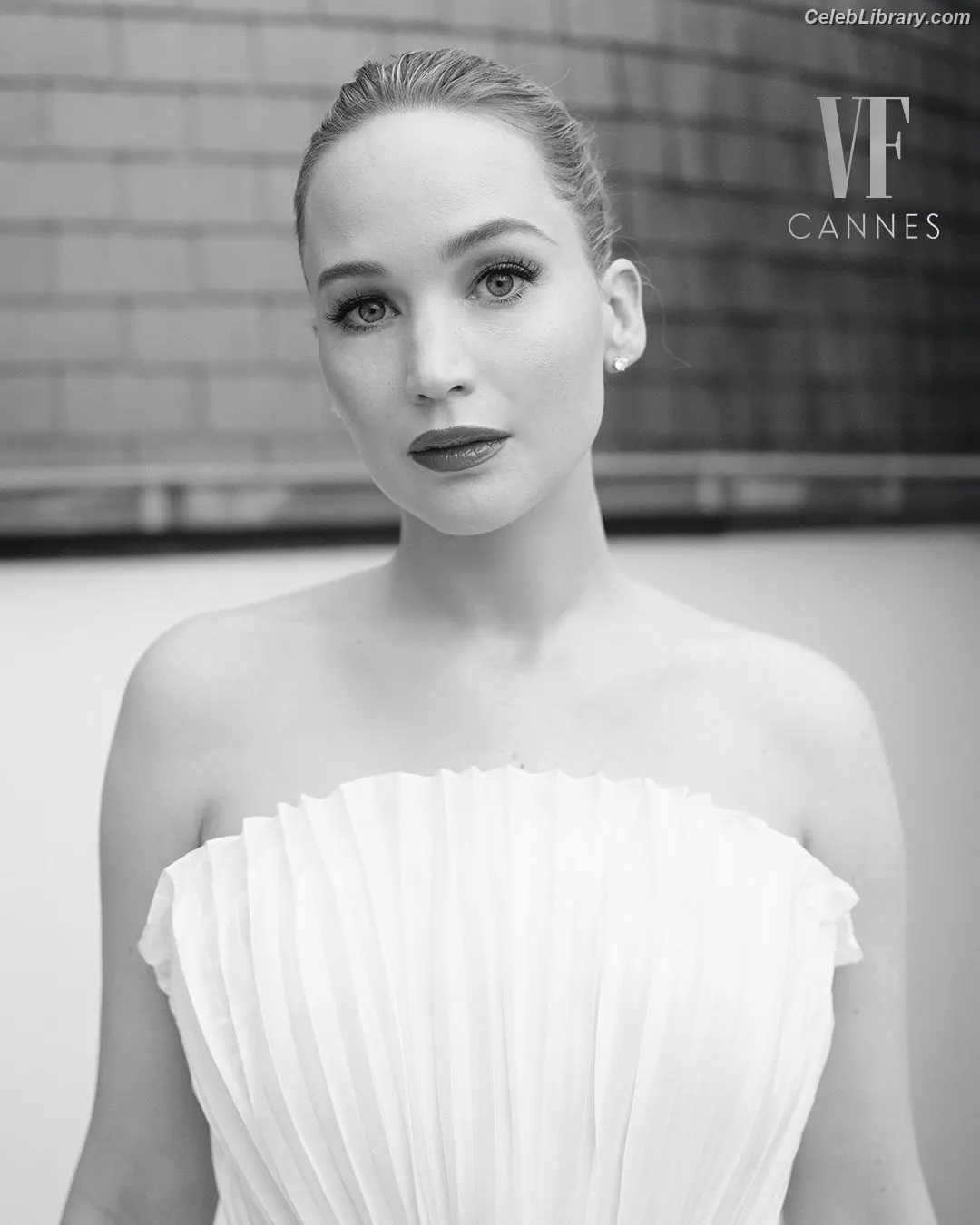 Jennifer Lawrence photo 15 of 1551