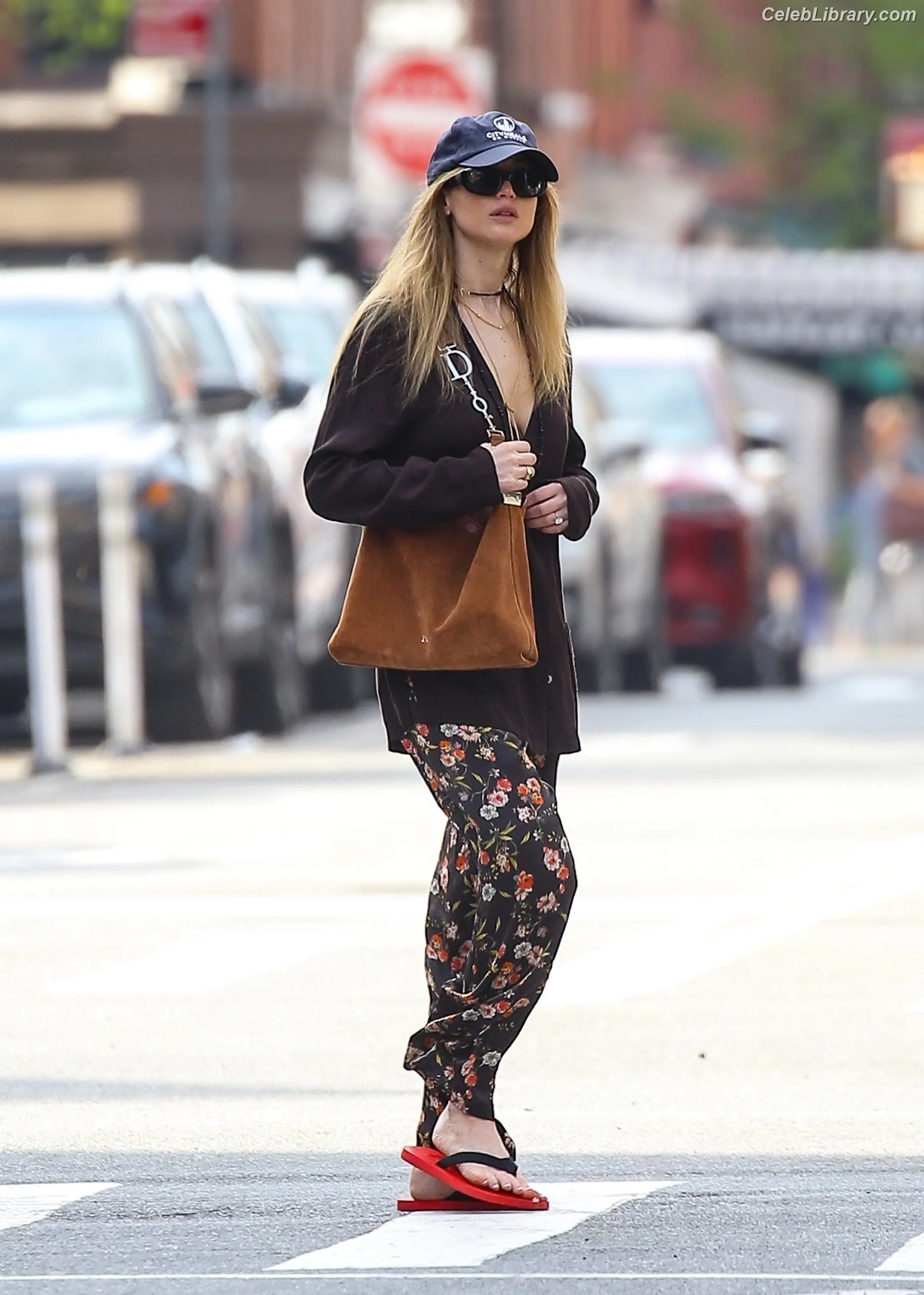 Jennifer Lawrence photo 9 of 1551