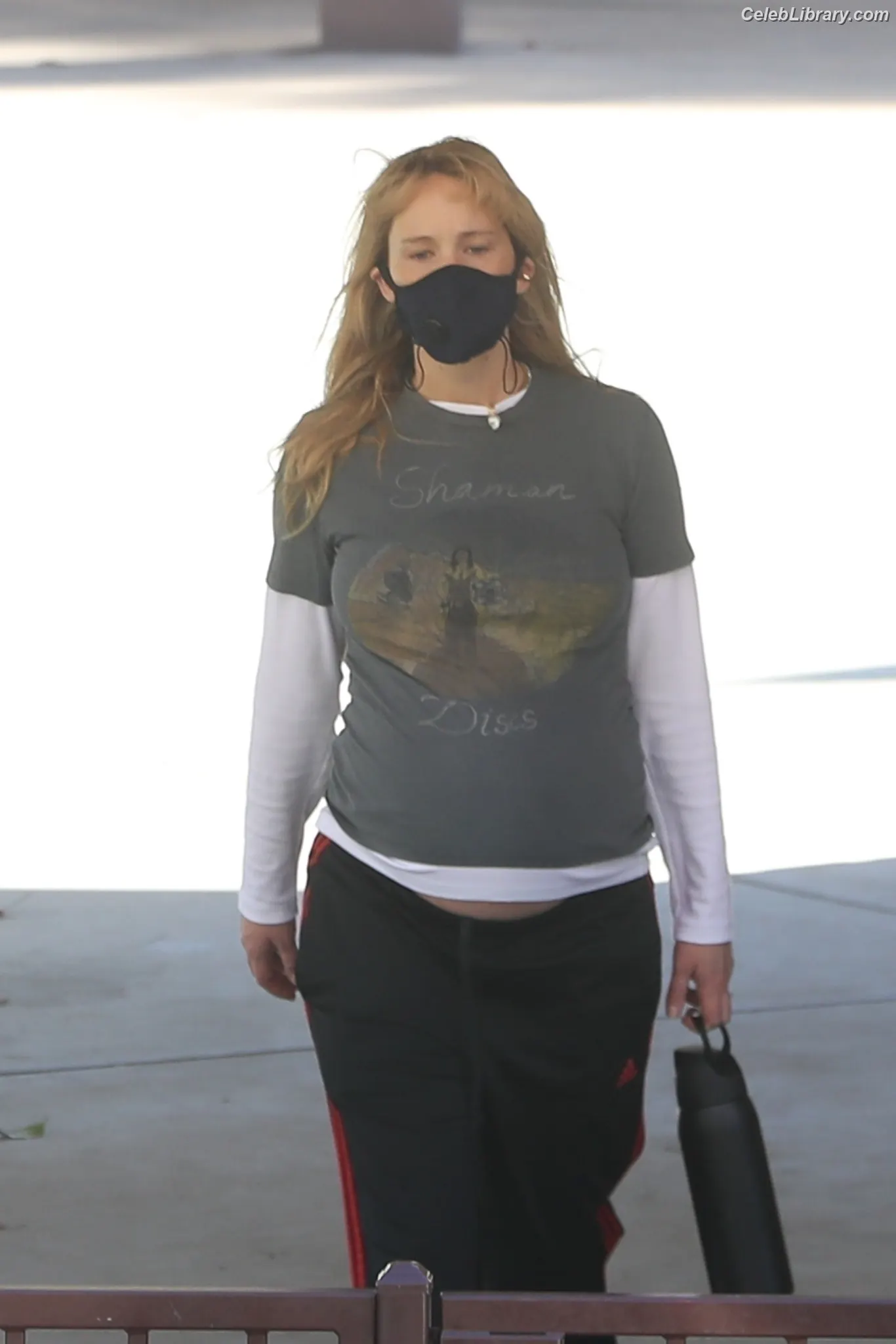 Jennifer Lawrence photo 23 of 1551