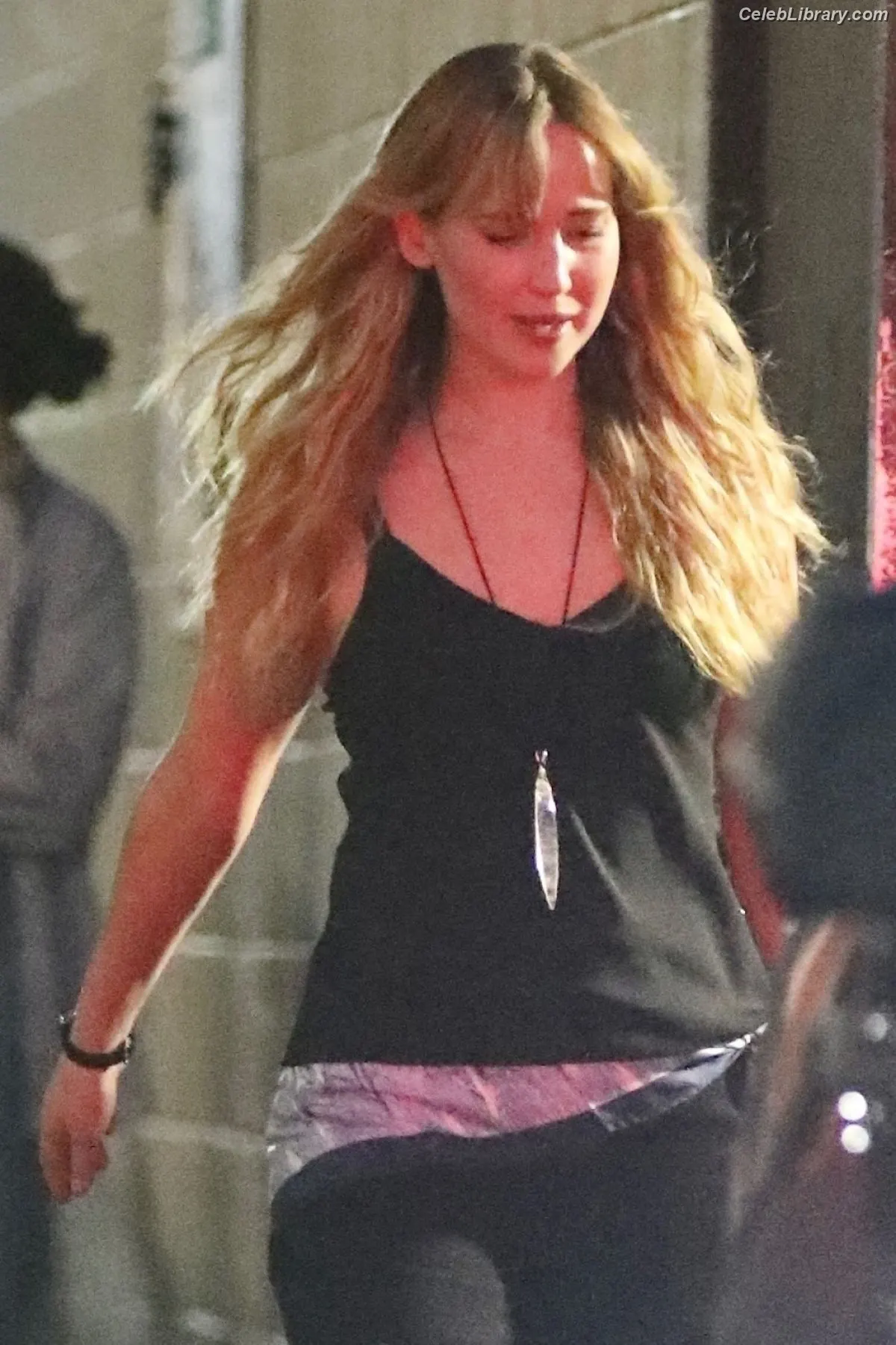 Jennifer Lawrence photo 18 of 1551