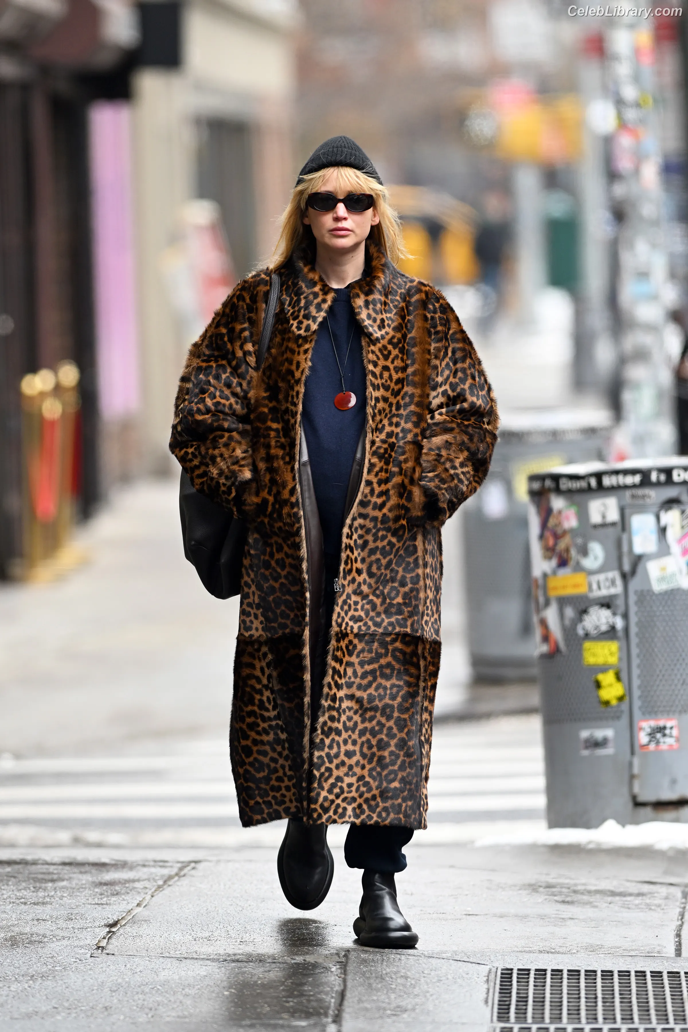 Jennifer Lawrence photo 6 of 1551