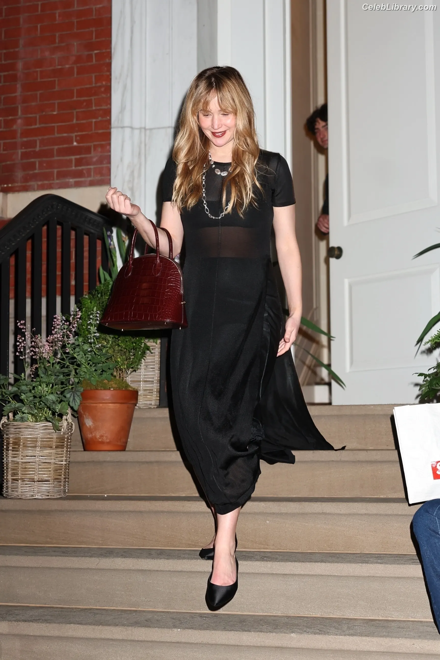 Jennifer Lawrence photo 9 of 1551