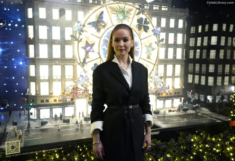 Jennifer Lawrence photo 1 of 1552