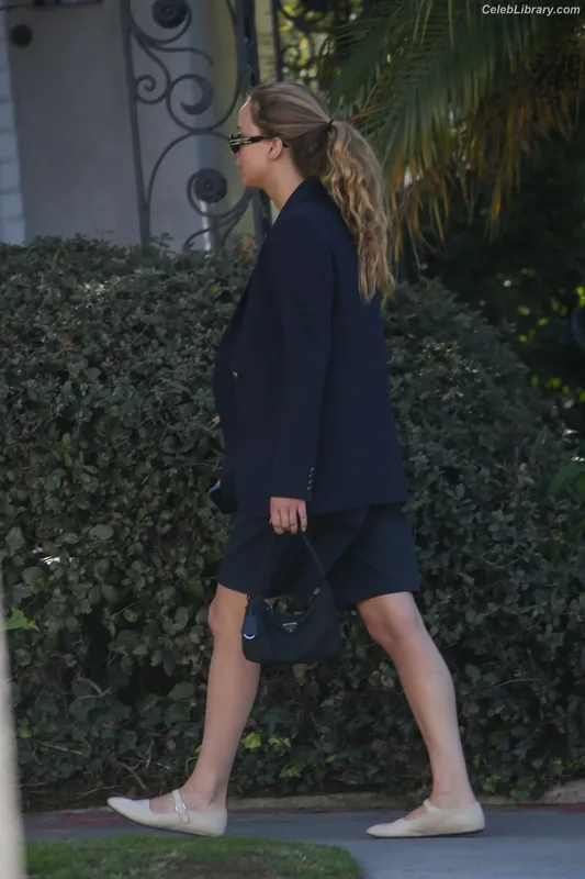 Jennifer Lawrence photo 22 of 1552