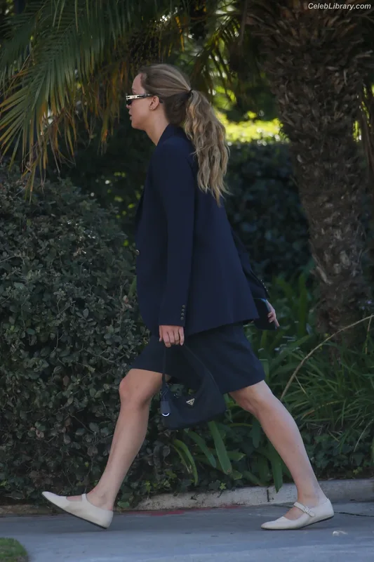 Jennifer Lawrence photo 2 of 1552