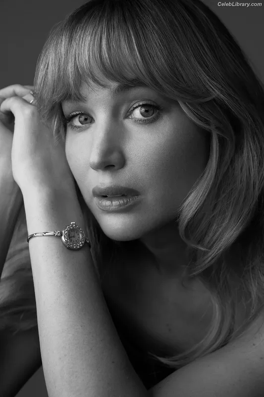 Jennifer Lawrence photo 11 of 1552