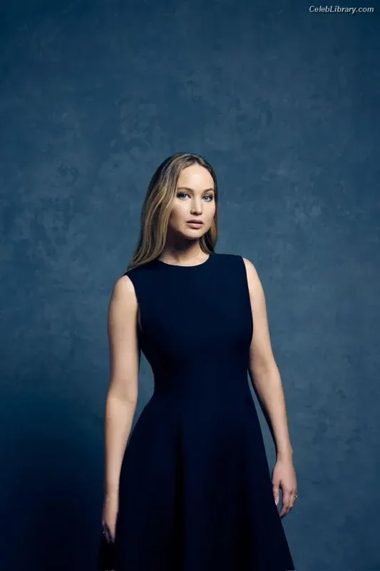 Jennifer Lawrence photo 9 of 1552