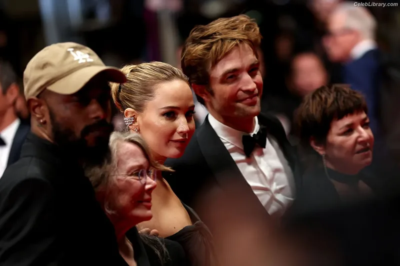 Jennifer Lawrence photo 13 of 1552