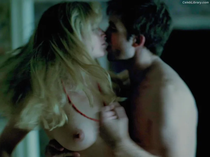 Jennifer Lawrence photo 15 of 1552