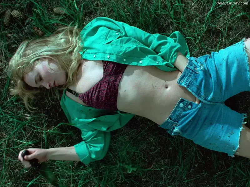 Jennifer Lawrence photo 8 of 1552