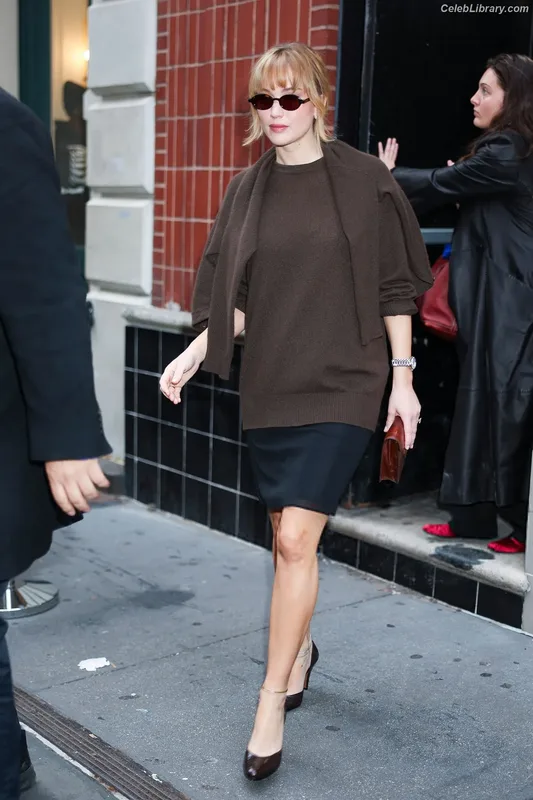 Jennifer Lawrence photo 7 of 1552