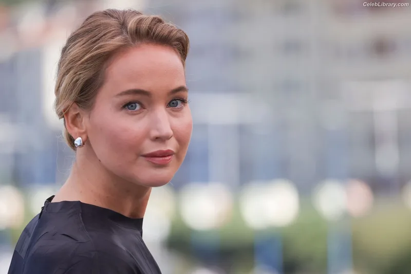 Jennifer Lawrence photo 19 of 1552