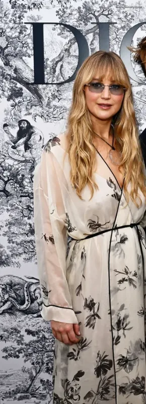 Jennifer Lawrence photo 11 of 1552