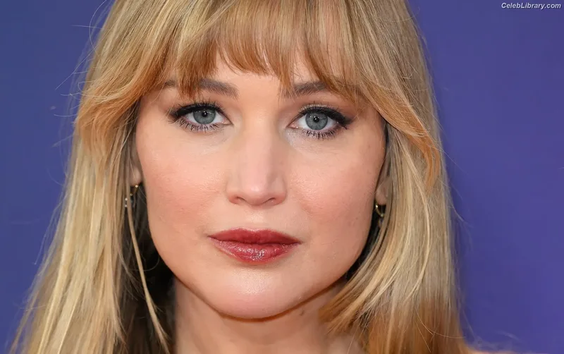 Jennifer Lawrence photo 19 of 1552