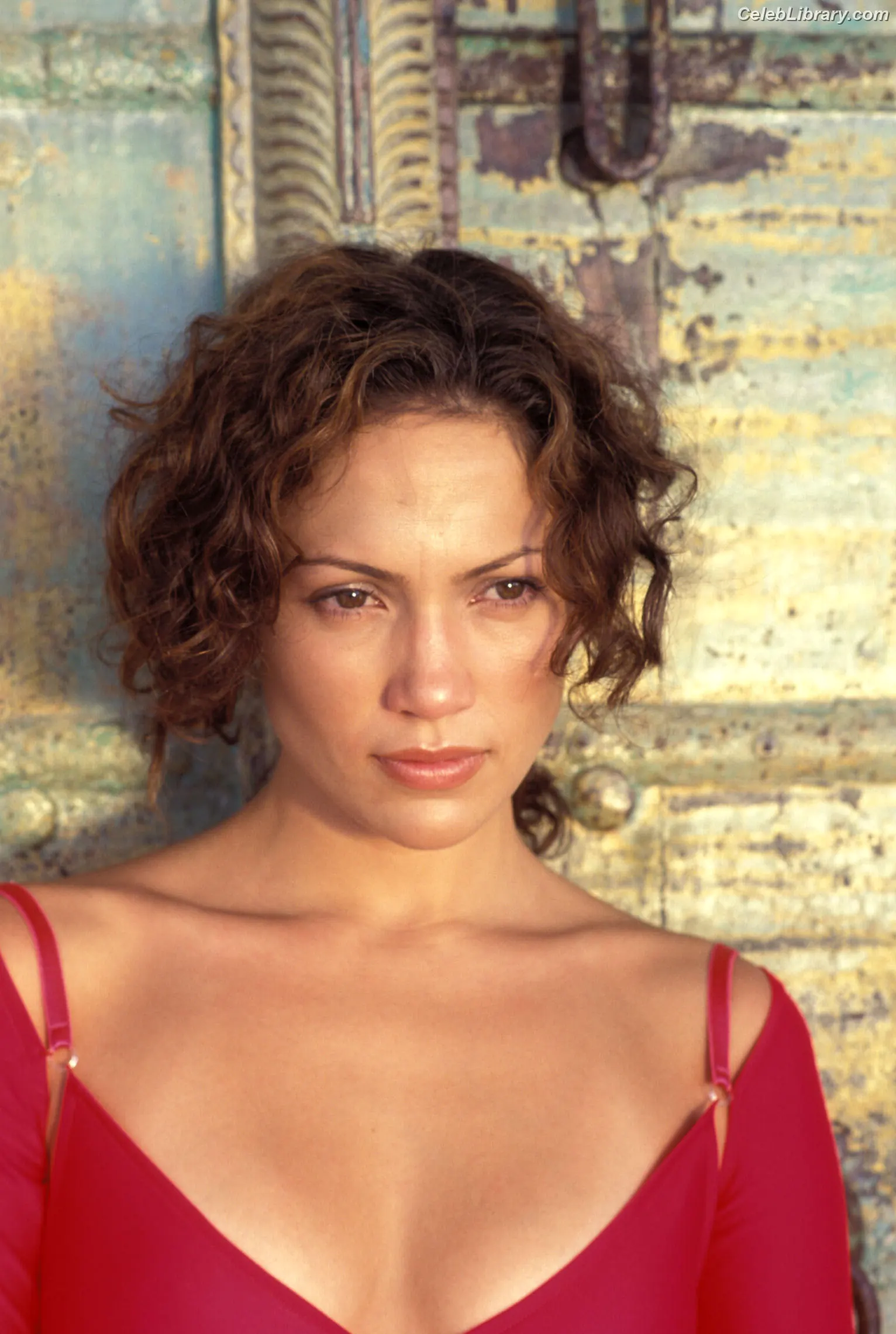 Jennifer Lopez photo 4 of 3408