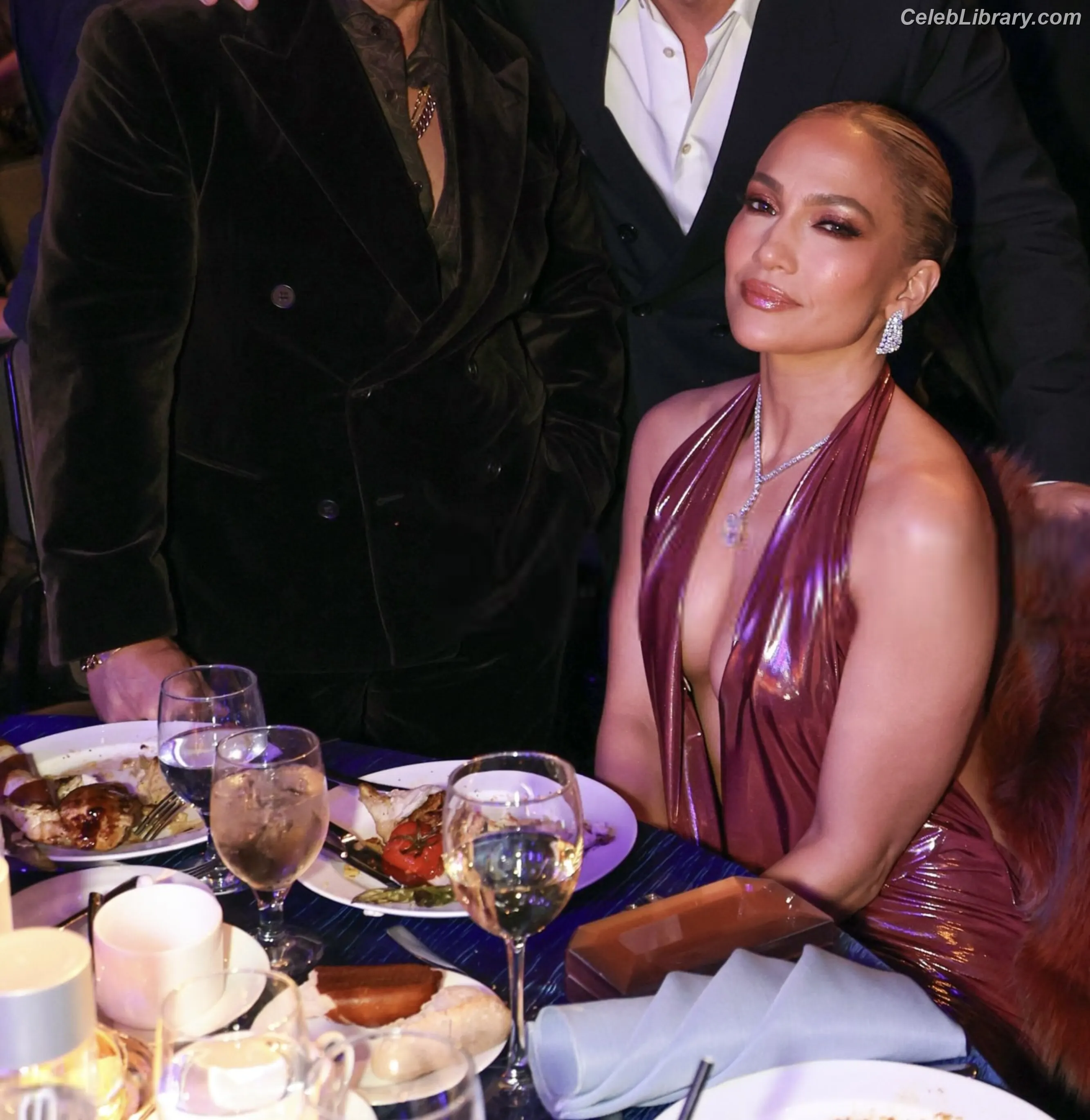 Jennifer Lopez photo 5 of 3408