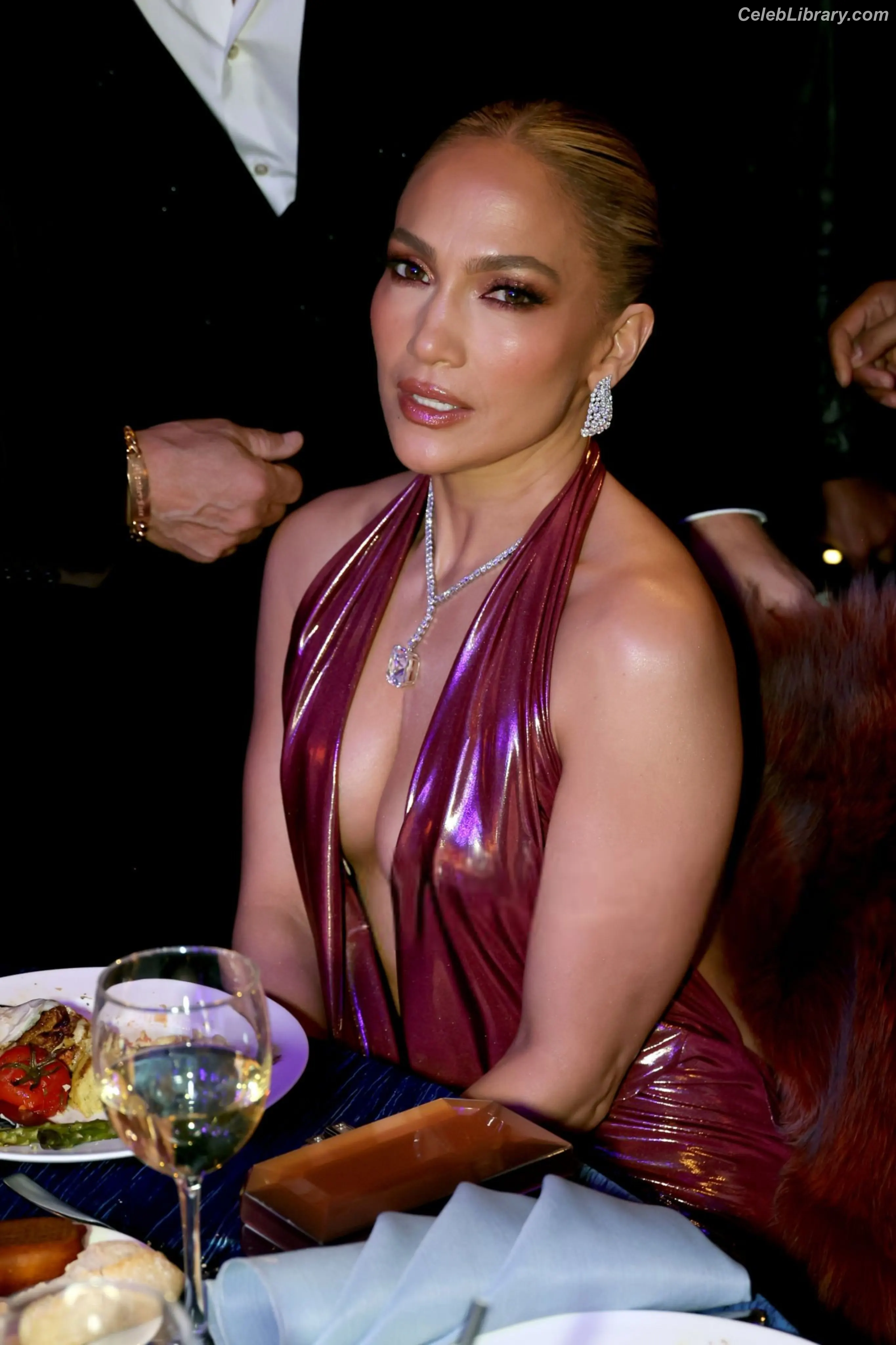 Jennifer Lopez photo 7 of 3408