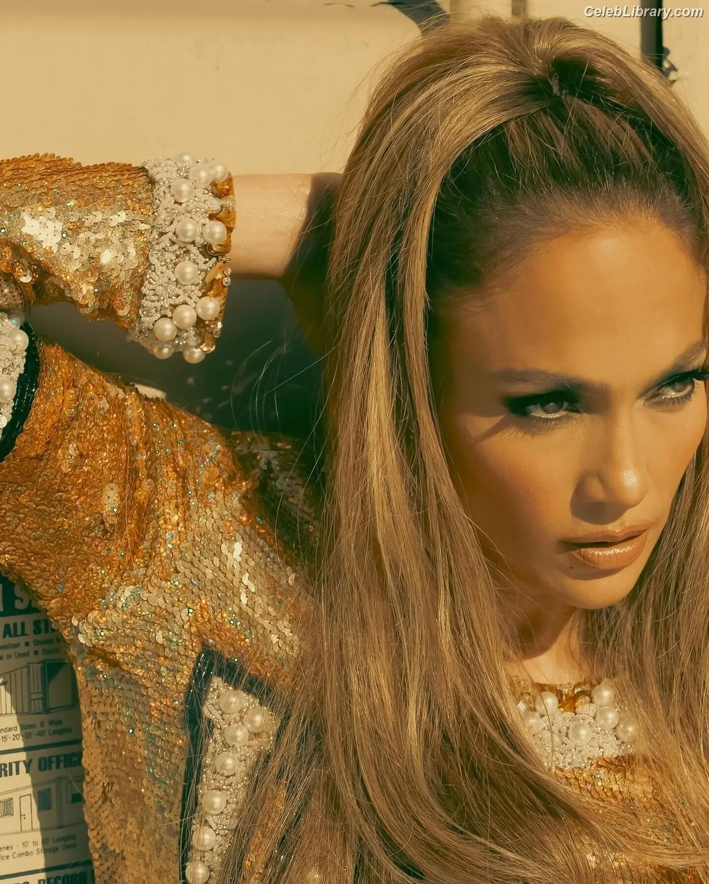 Jennifer Lopez photo 22 of 3408