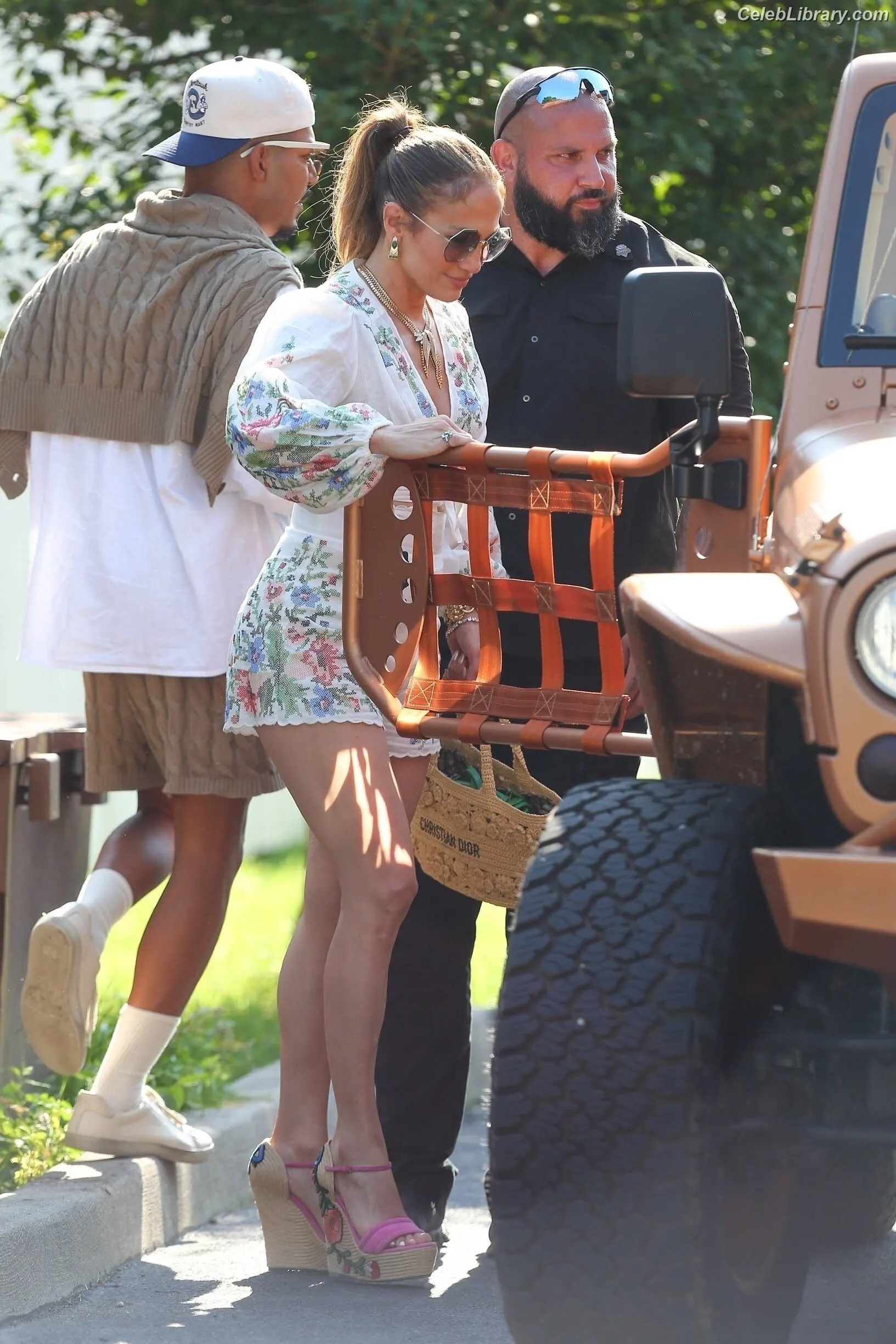 Jennifer Lopez photo 22 of 3408
