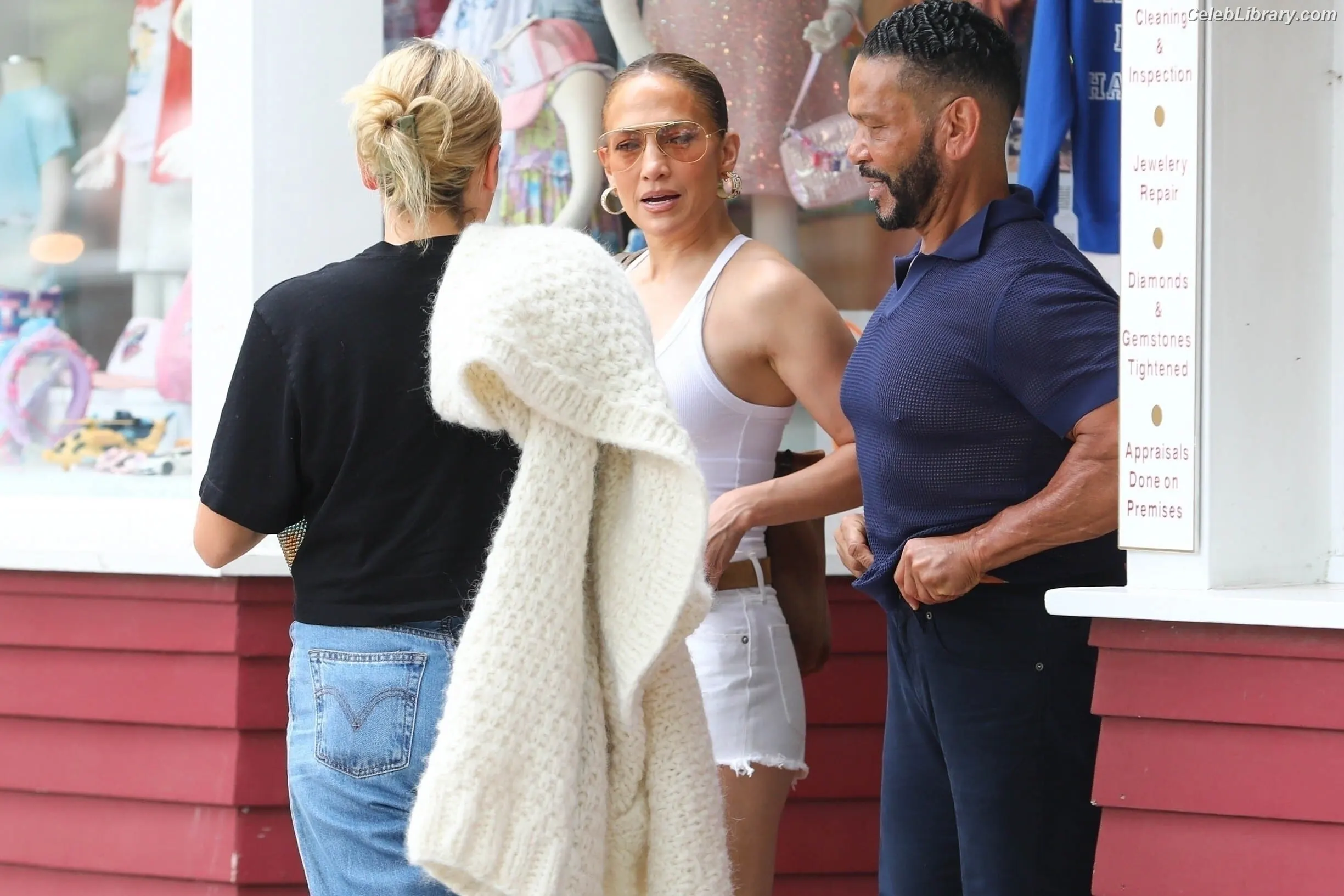 Jennifer Lopez photo 23 of 3408