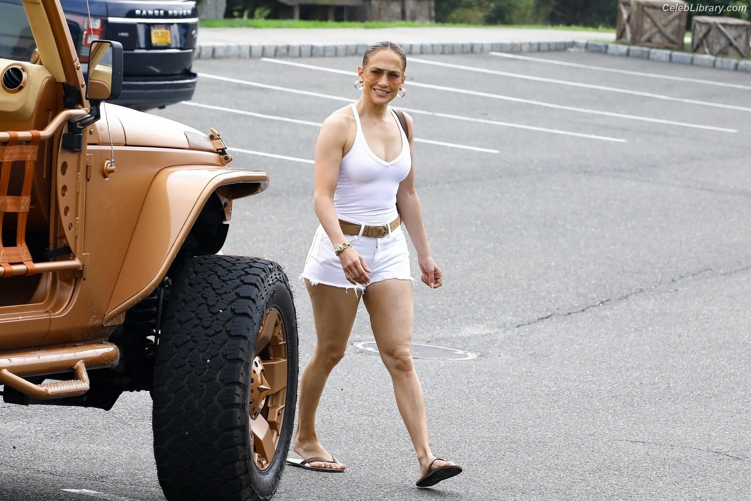 Jennifer Lopez photo 22 of 3408